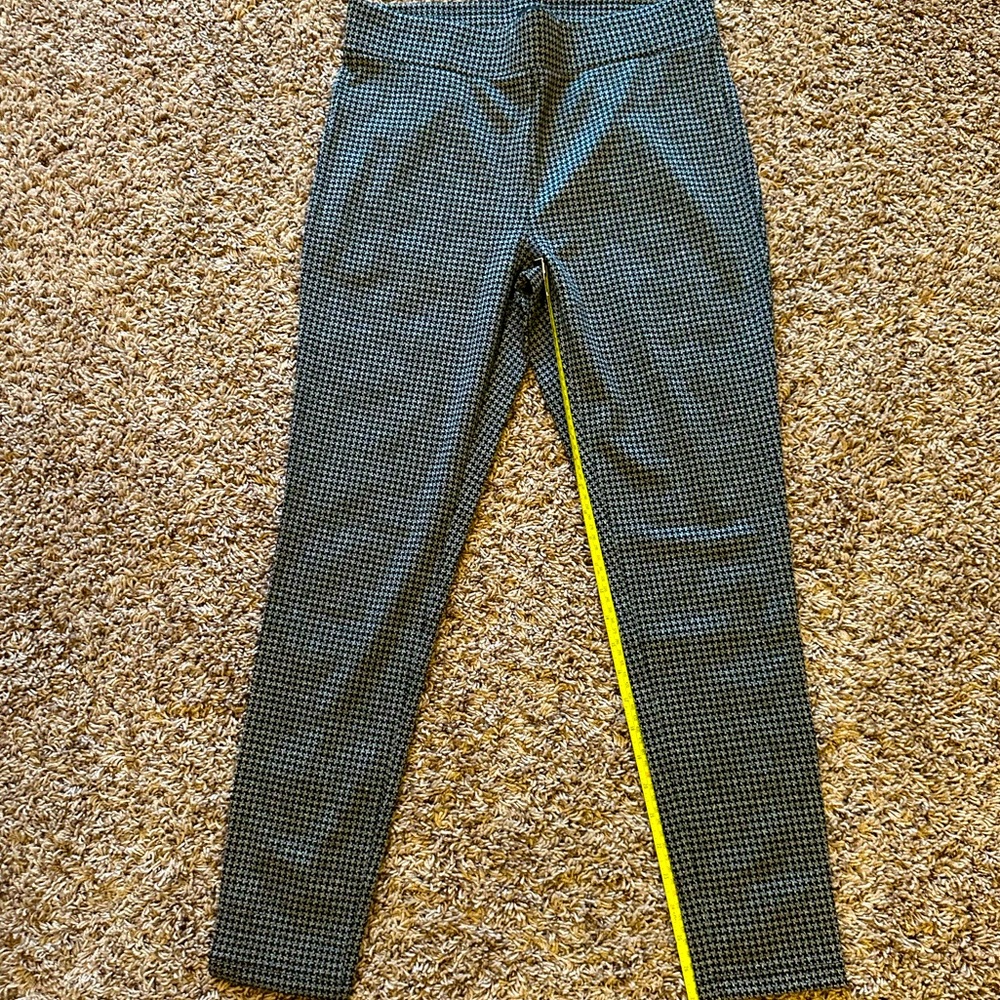 NWT, The Loft Houndstooth Leggings, Medium
